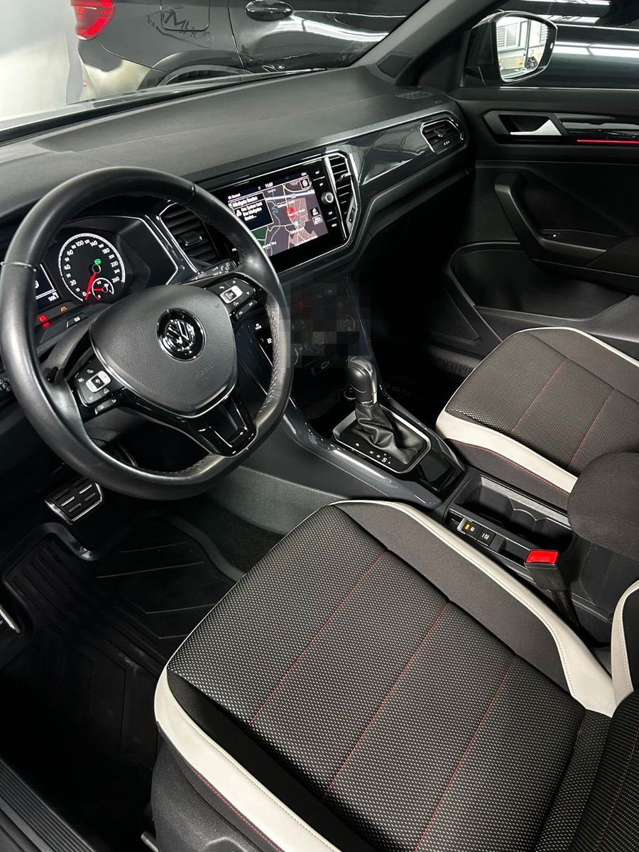 Volkswagen T-Roc Sport foto 5