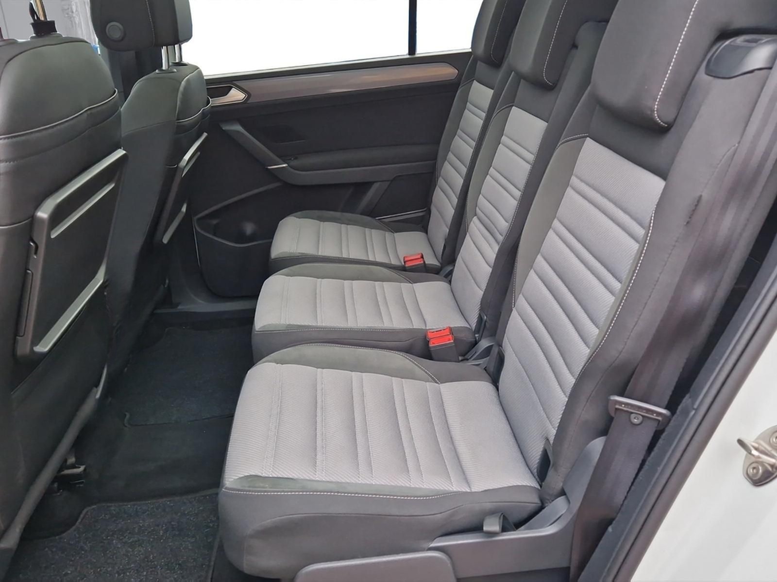 Volkswagen Touran 1.5 TSI Highline, AHK, Std.Hzg, RFK, ACC foto 19