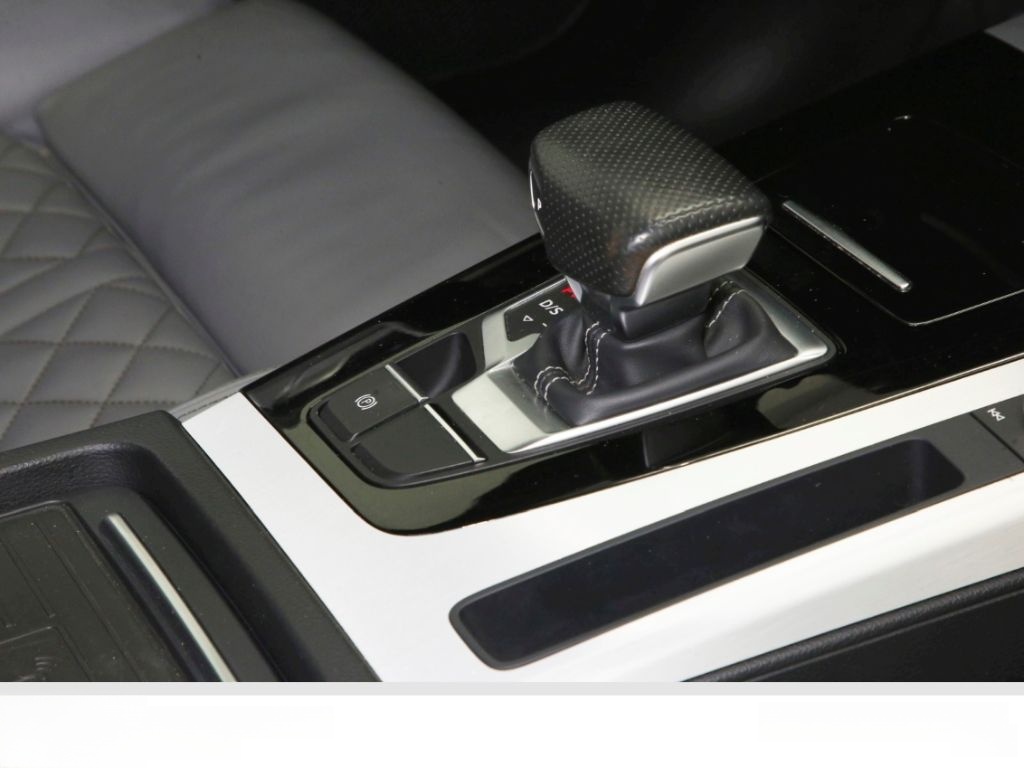 Audi Q5 50 TFSI e quattro 2x S-line Matrix 20 Pano foto 11