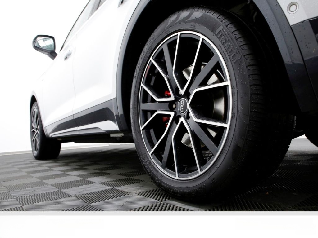 Audi Q5 50 TFSI e quattro 2x S-line Matrix 20 Pano foto 7