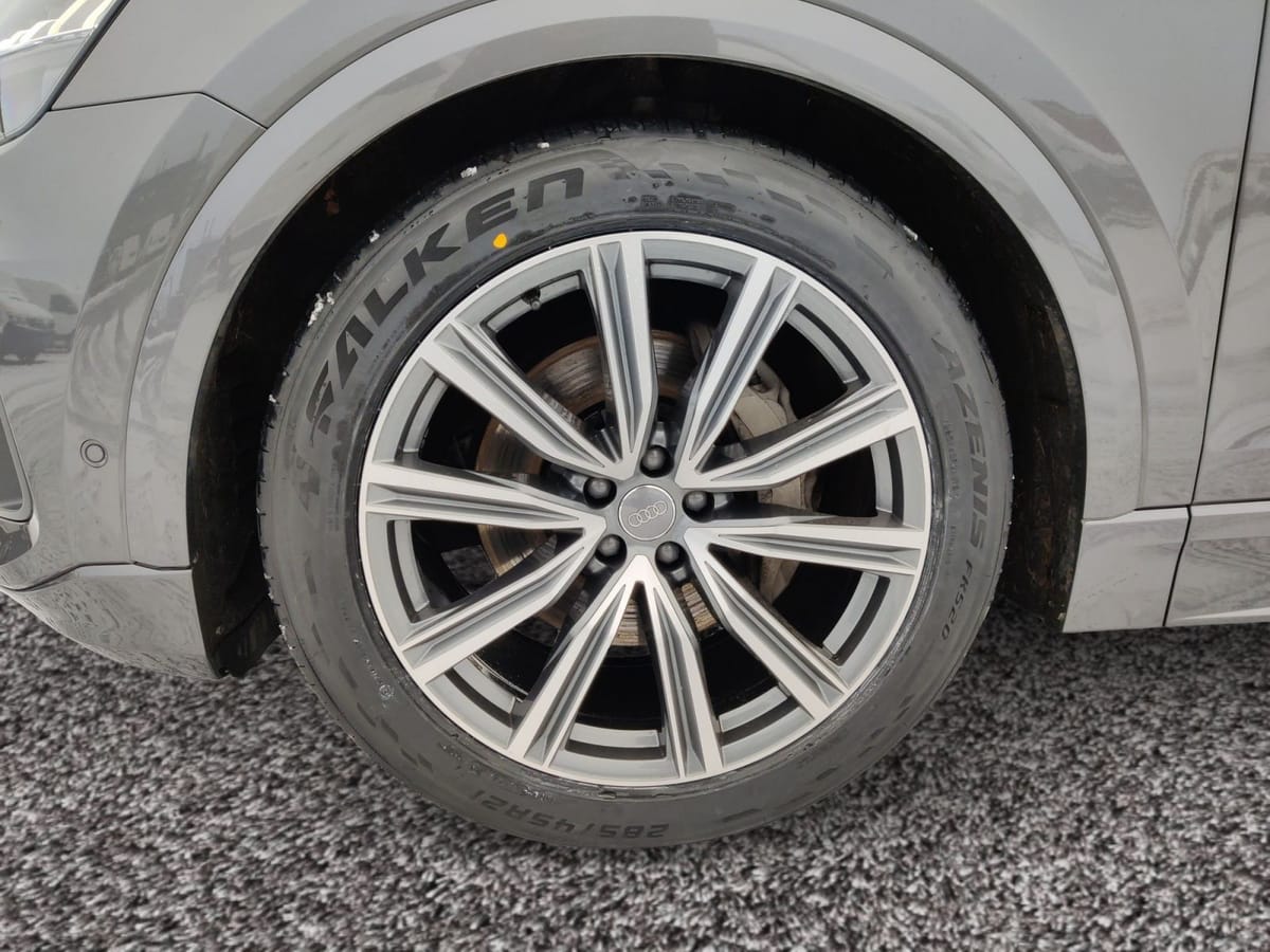 Audi Q8 50 TDI quattro S line Matrix 360° AHK HeadUp foto 11