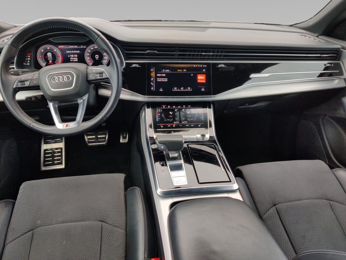 Audi Q8 50 TDI quattro S line Matrix 360° AHK HeadUp foto 13