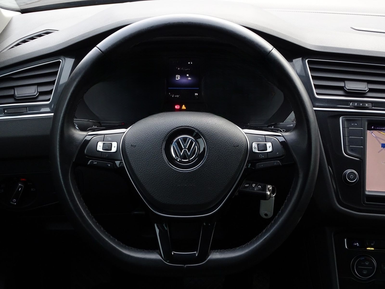 Volkswagen Tiguan 2.0 TSI Highline 4Motion LED Navi ACC AHK foto 16