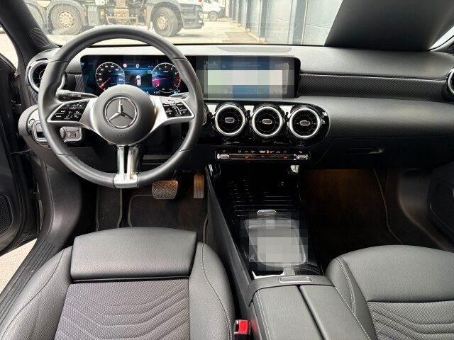 Mercedes-Benz A 180 ProgressiveAdvanced LED Kamera Premium 18" foto 2
