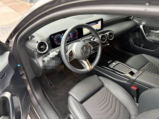 Mercedes-Benz A 180 ProgressiveAdvanced LED Kamera Premium 18" foto 10