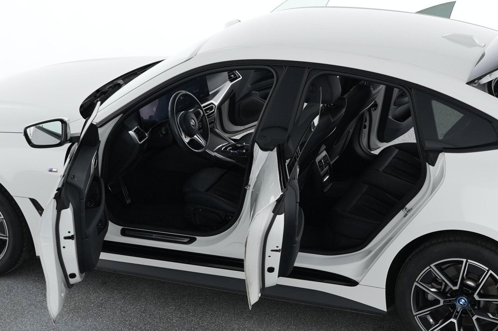 BMW i4 eDrive35 GranCoupe M Sport Shadow Live Cockpi foto 6