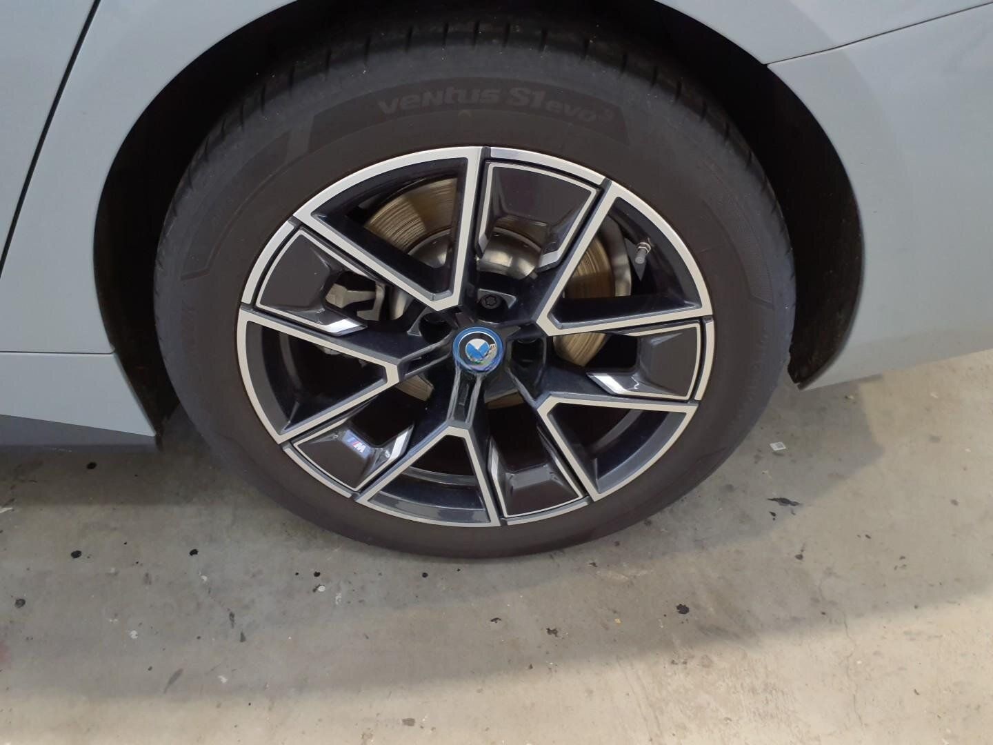 BMW i4 eDrive40 Gran Coupe M Sport Live Cpt. Prof. H foto 12