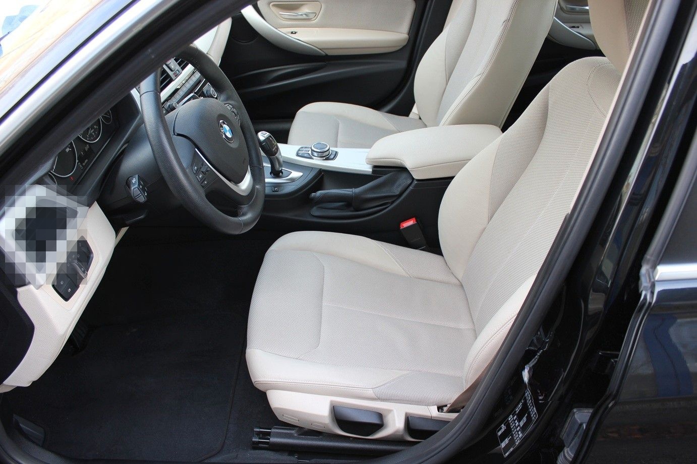 BMW 330iA Advantage -Navi-t.Leder-AHK-LM18"-1.Hand foto 3