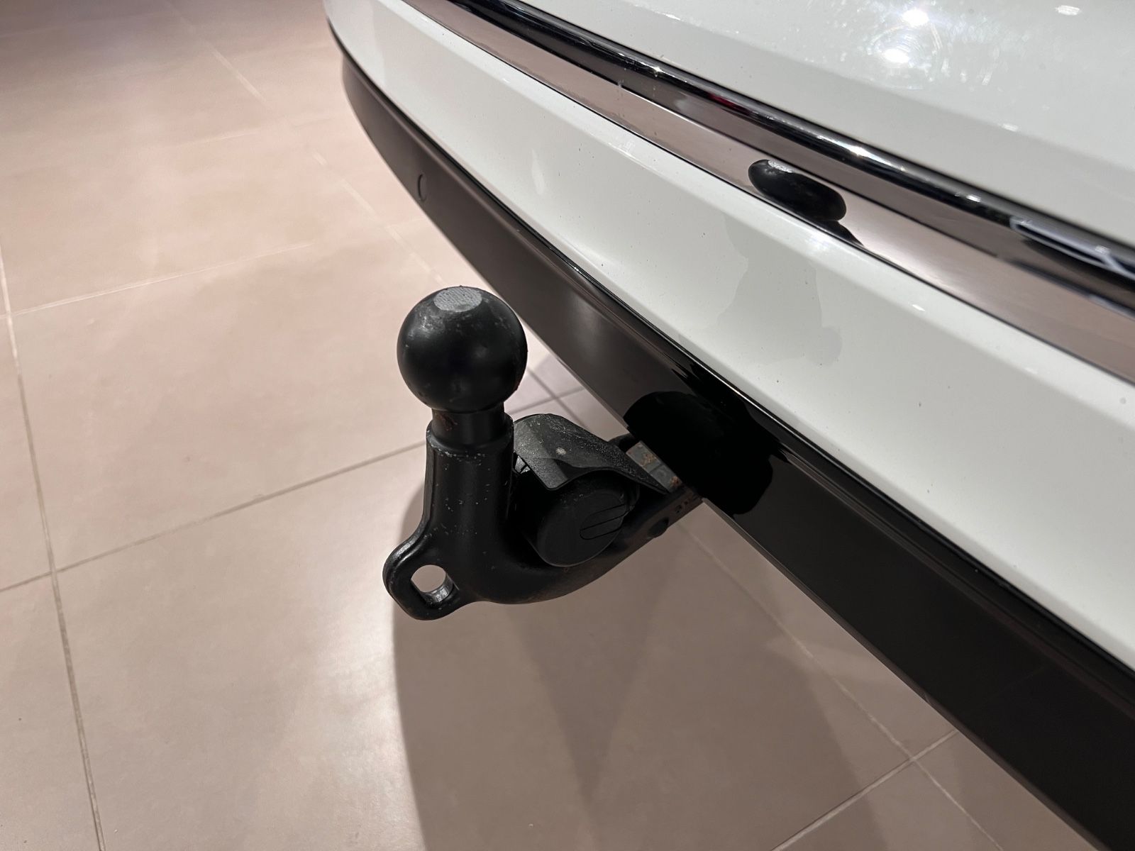 Volkswagen Tiguan 2.0TSI DSG 4MOTION Highline R-LINE 1.HAND foto 41