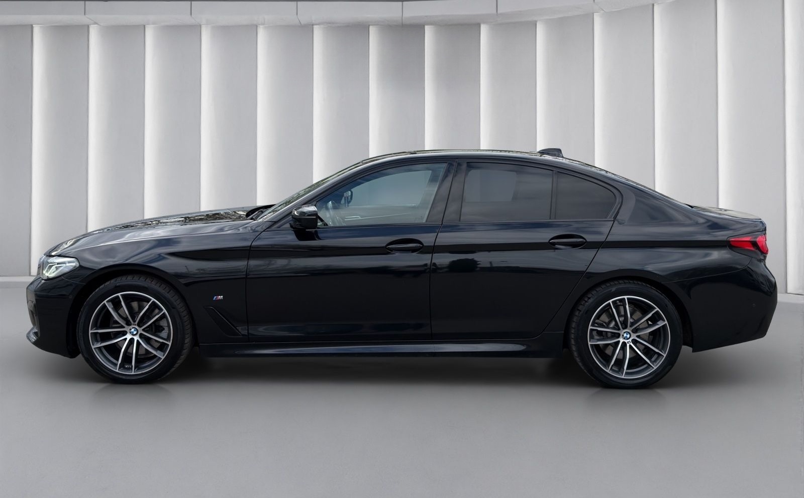 BMW 520d M-Sport *Garantie*Finanzierung*19%* foto 2