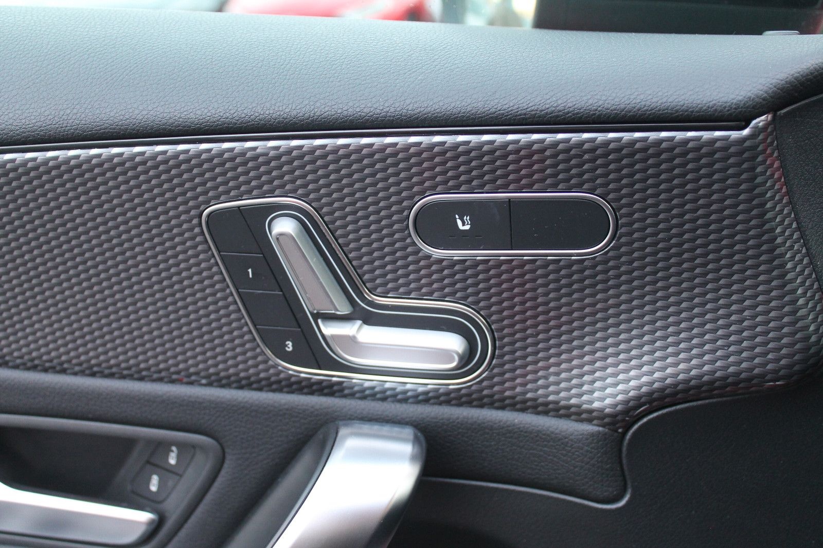 Mercedes-Benz A 200, Automatik, Navi, Kamera, el. Sitze, LED foto 15