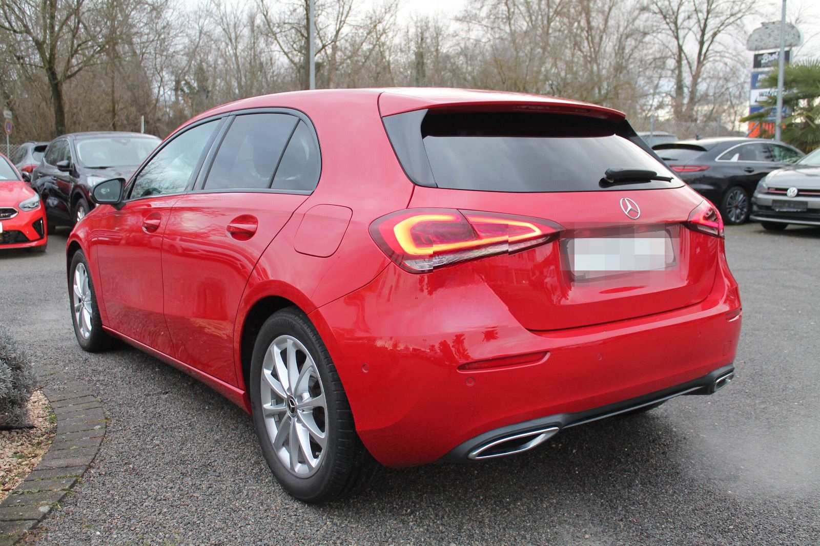 Mercedes-Benz A 200, Automatik, Navi, Kamera, el. Sitze, LED foto 4