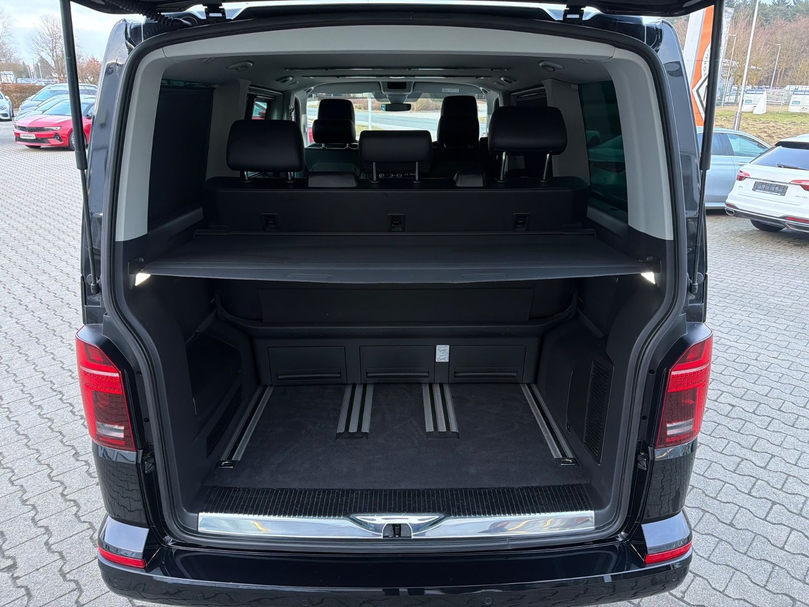 Volkswagen T6.1 Multivan Generation Six*4 Motion*LED*ACC* foto 22