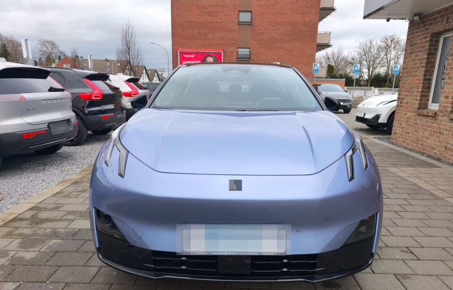 Lynk&Co 02 Core Navi Digitales Cockpit LED ACC El. Heckk foto 3