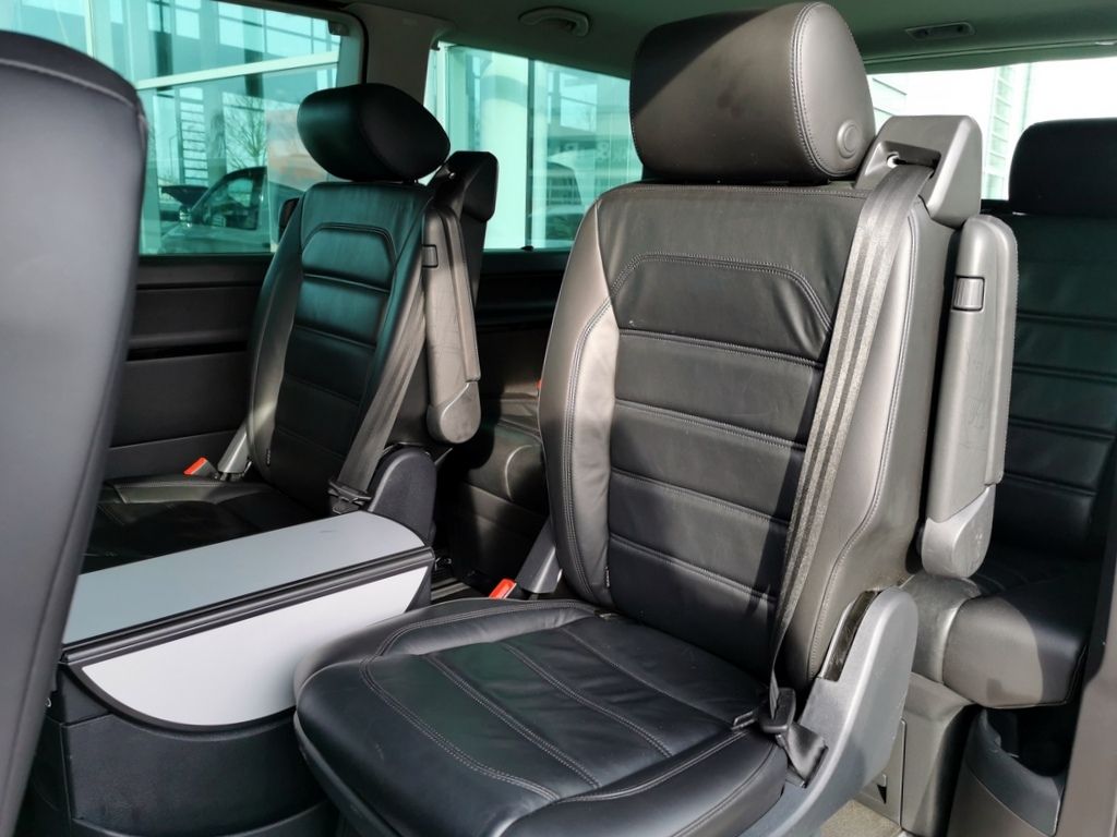 Volkswagen T6 2.0 TDI Multivan Highline ACC AHK AUT KlimaA foto 16