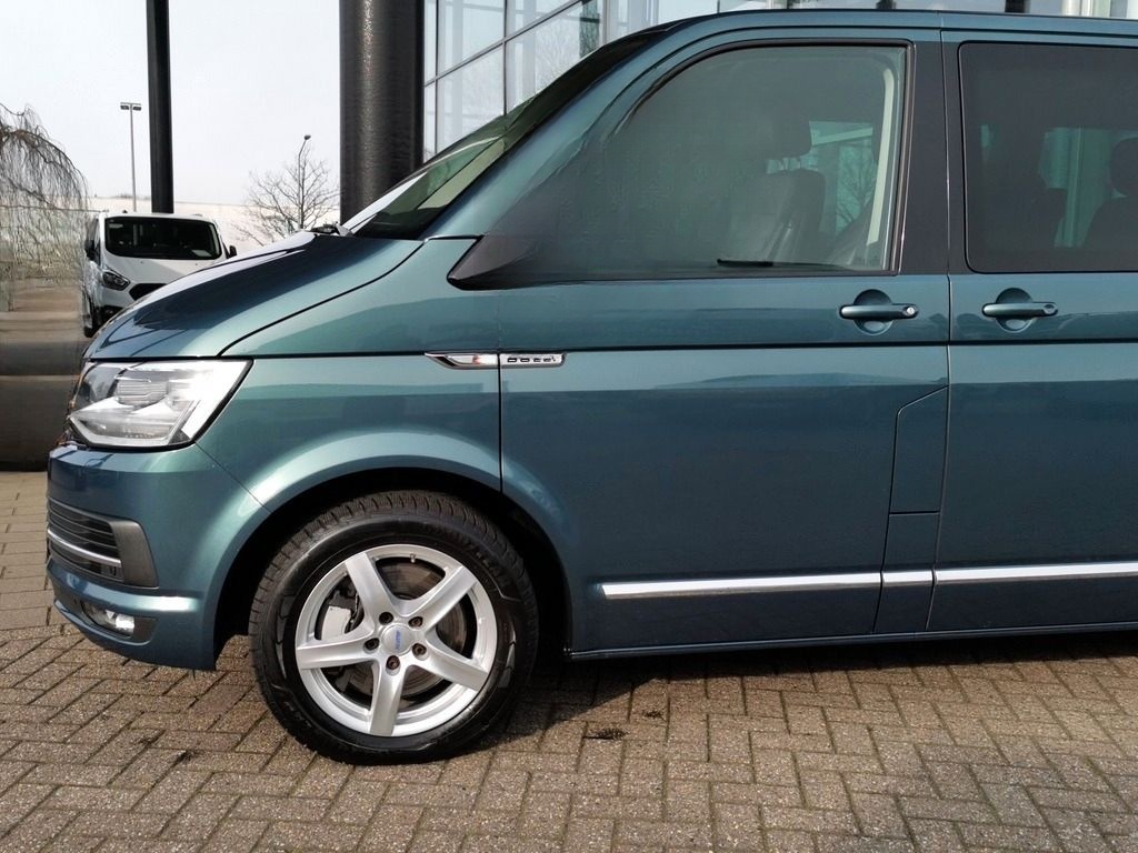 Volkswagen T6 2.0 TDI Multivan Highline ACC AHK AUT KlimaA foto 21