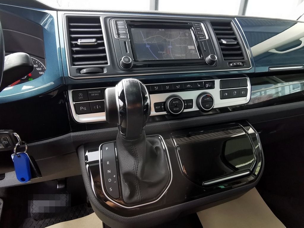 Volkswagen T6 2.0 TDI Multivan Highline ACC AHK AUT KlimaA foto 8