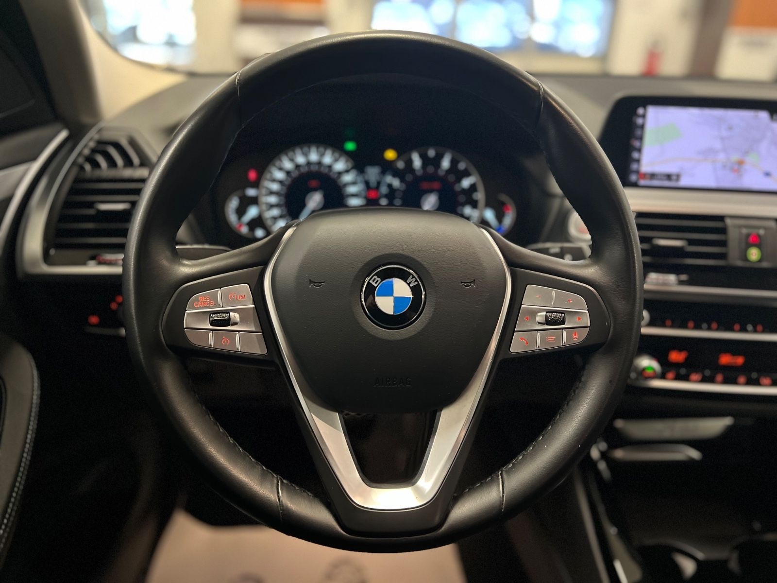 BMW X3 xDrive Advantage HUD/AHK/ParkSyst/SportSitze foto 16