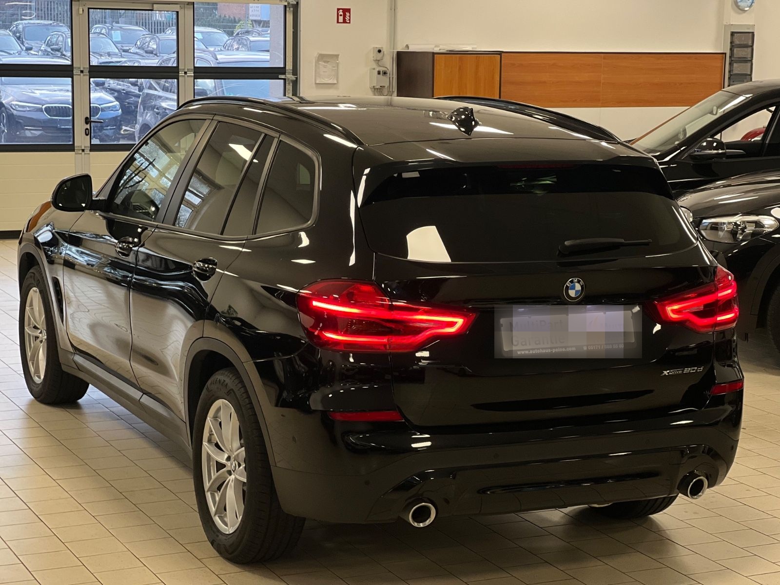 BMW X3 xDrive Advantage HUD/AHK/ParkSyst/SportSitze foto 8