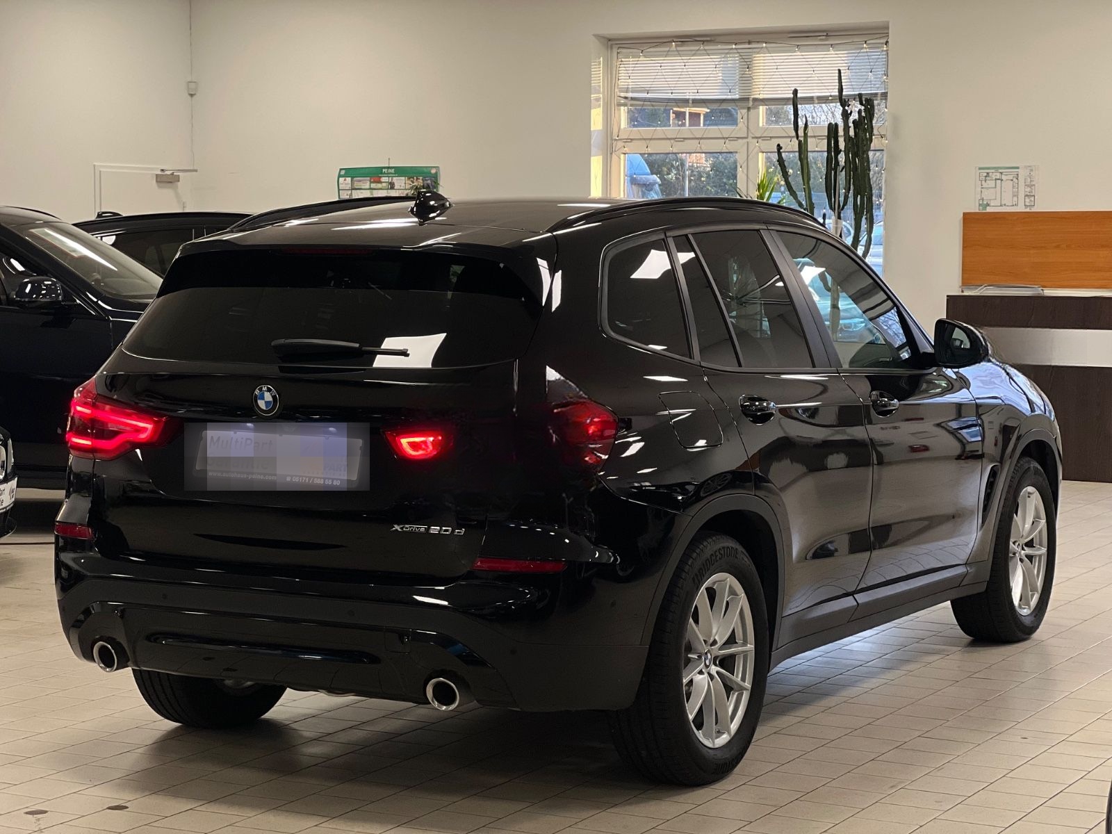BMW X3 xDrive Advantage HUD/AHK/ParkSyst/SportSitze foto 10