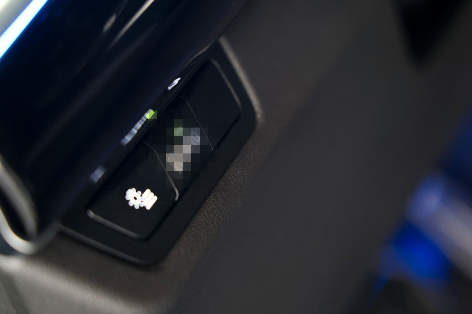 BMW X2 sDrive18d M Sport ICONIC H&K ACC 360° AHK 20" foto 20