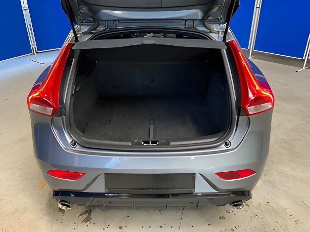 Volvo V40 D4 Momentum R Design Paket Aut. RFK/ACC/LED foto 5