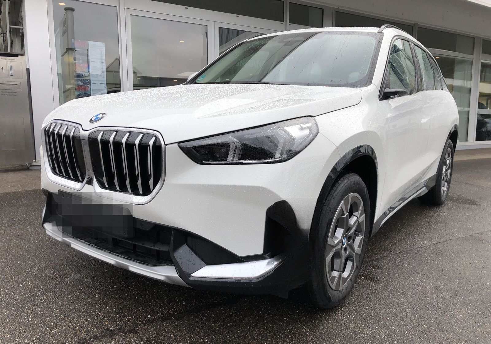 BMW X1 sDrive20i xLine AHK HeadUp elSitze ACC Hifi foto 2
