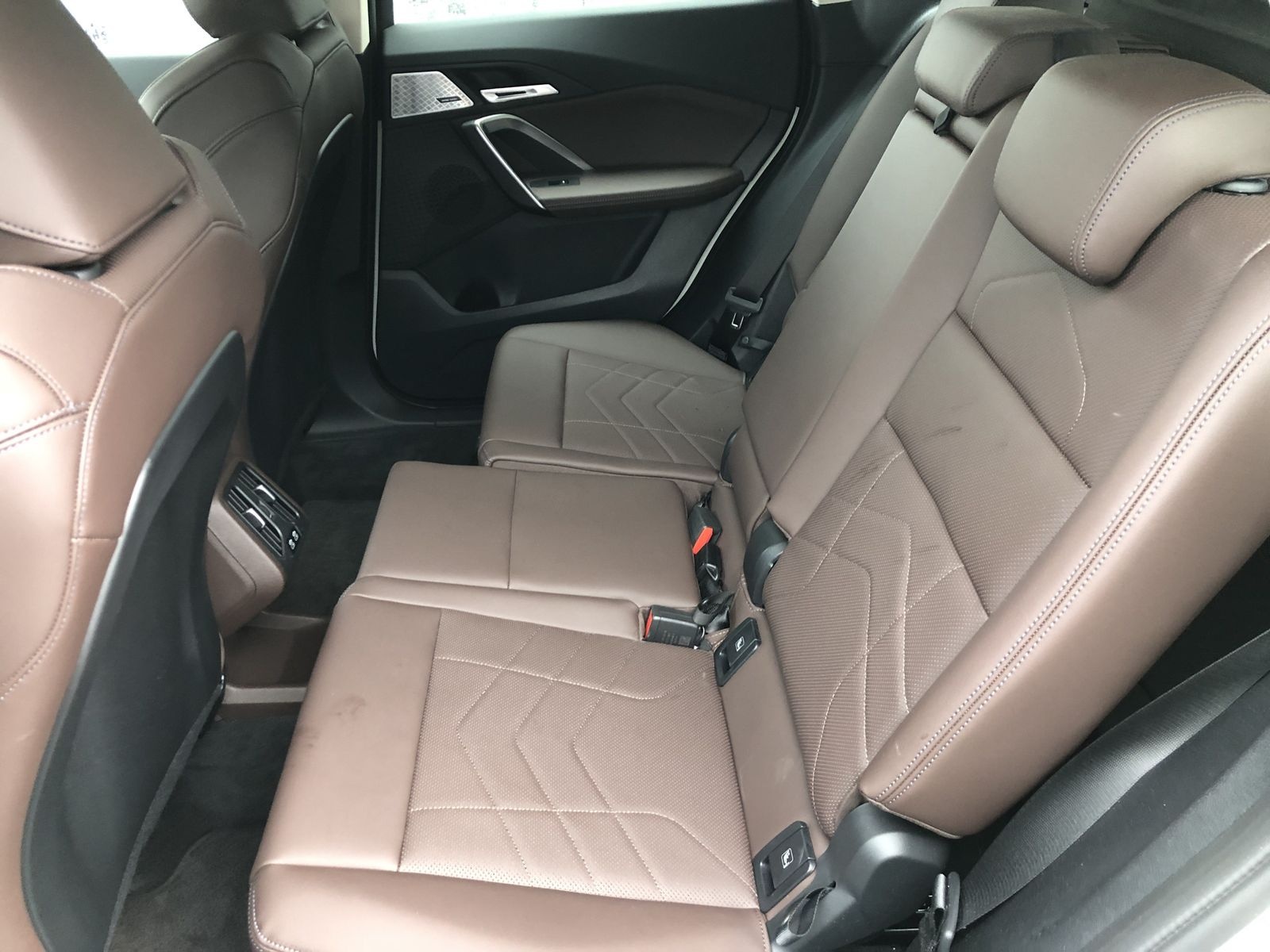 BMW X1 sDrive20i xLine AHK HeadUp elSitze ACC Hifi foto 11