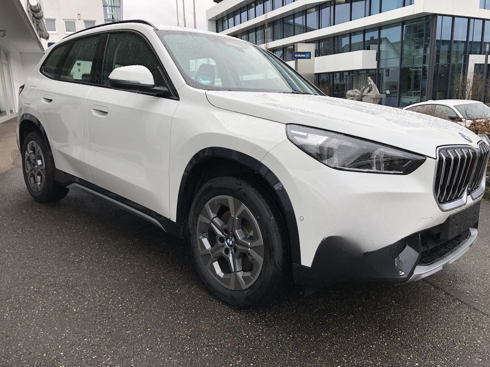 BMW X1 sDrive20i xLine AHK HeadUp elSitze ACC Hifi foto 3