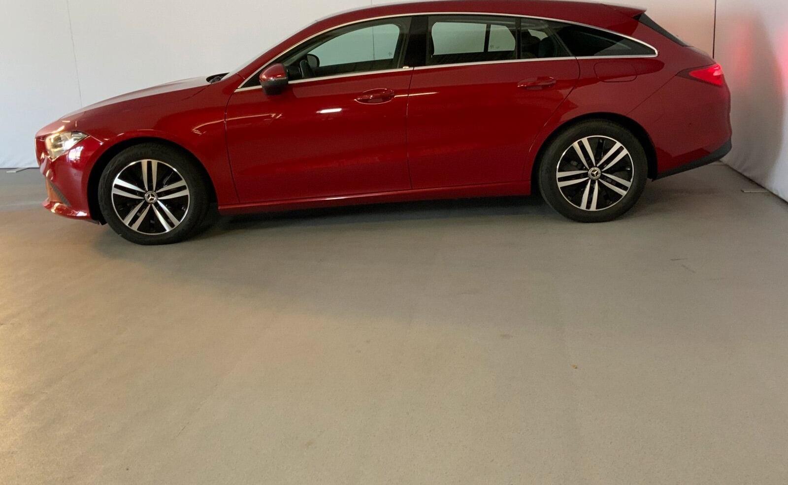 Mercedes-Benz CLA 200 d Shooting Brake RüKam Apple CarPlay foto 3