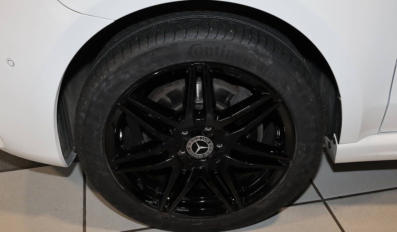 Mercedes-Benz V 300 d 4 AMG EDITION Lang AHK foto 3