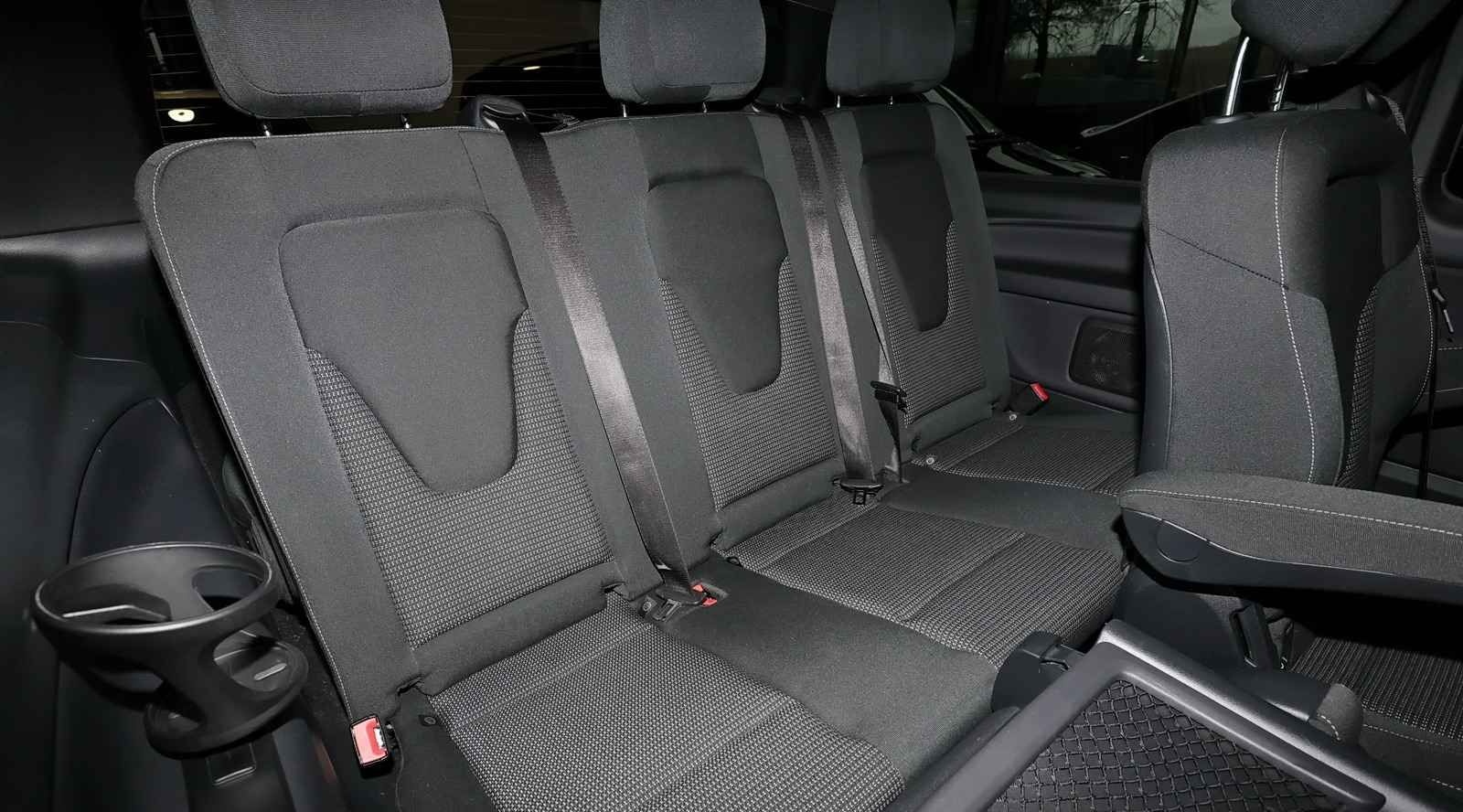 Mercedes-Benz V 300 d 4 AMG EDITION Lang AHK foto 6
