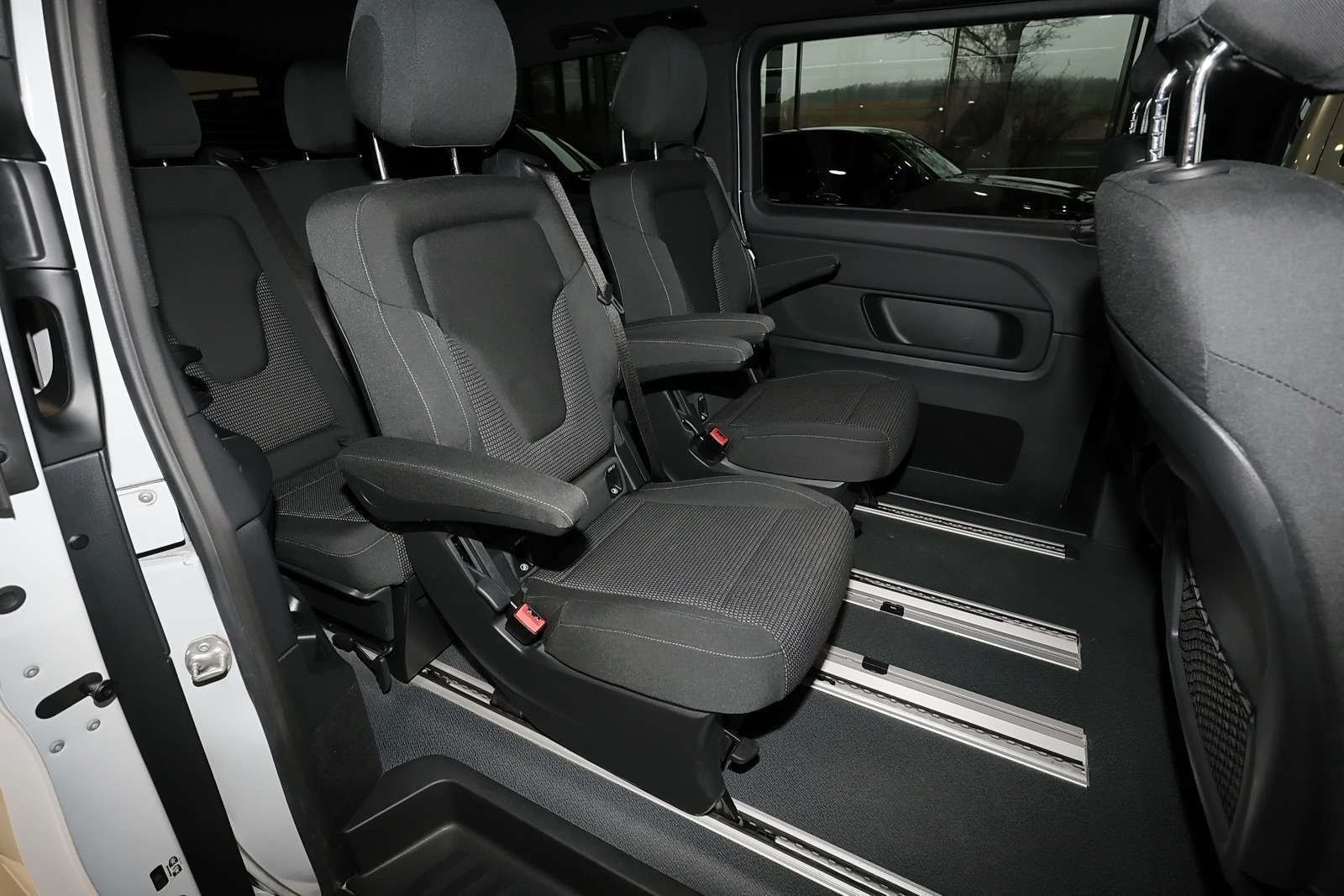 Mercedes-Benz V 300 d 4 AMG EDITION Lang AHK foto 7