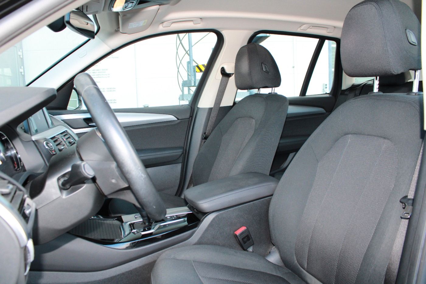 BMW X3 xDrive20d Navi LED Kamera DAB SH Klima PDC foto 7