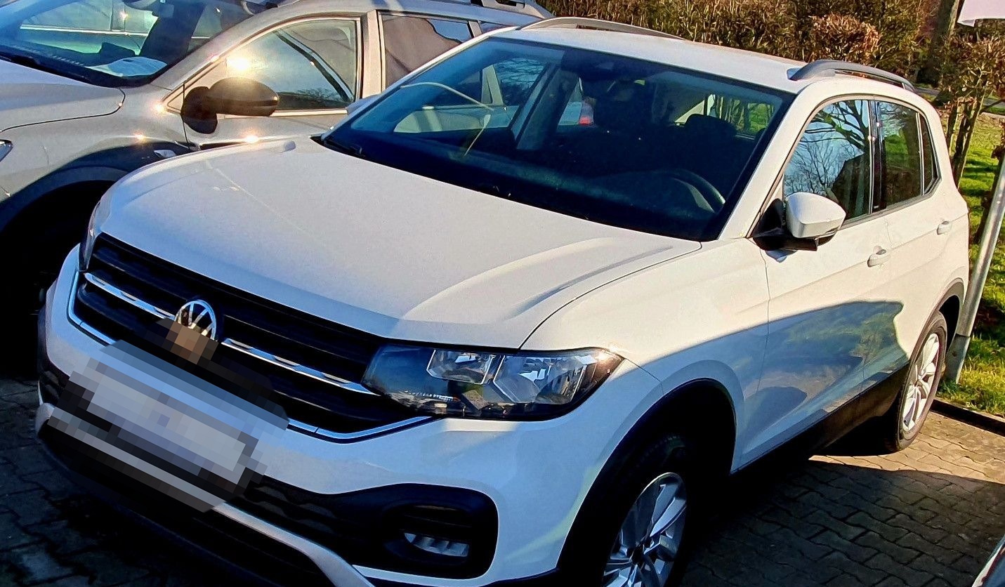 Volkswagen T-Cross Life Navi Apps SH ALU SUV Apple Android foto 2