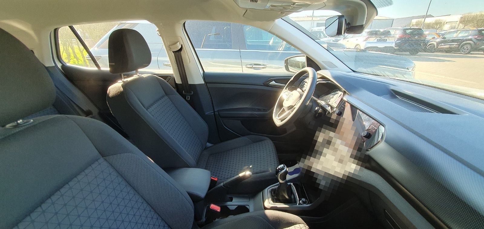 Volkswagen T-Cross Life Navi Apps SH ALU SUV Apple Android foto 3