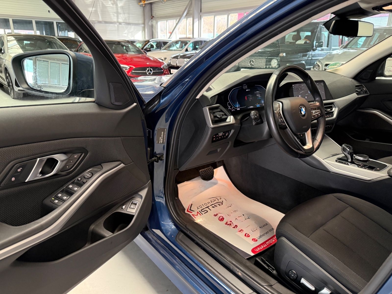 BMW 330e Advantage ACC/LASER/KEY/KAM/HUD/SPUR/TOT/17 foto 12