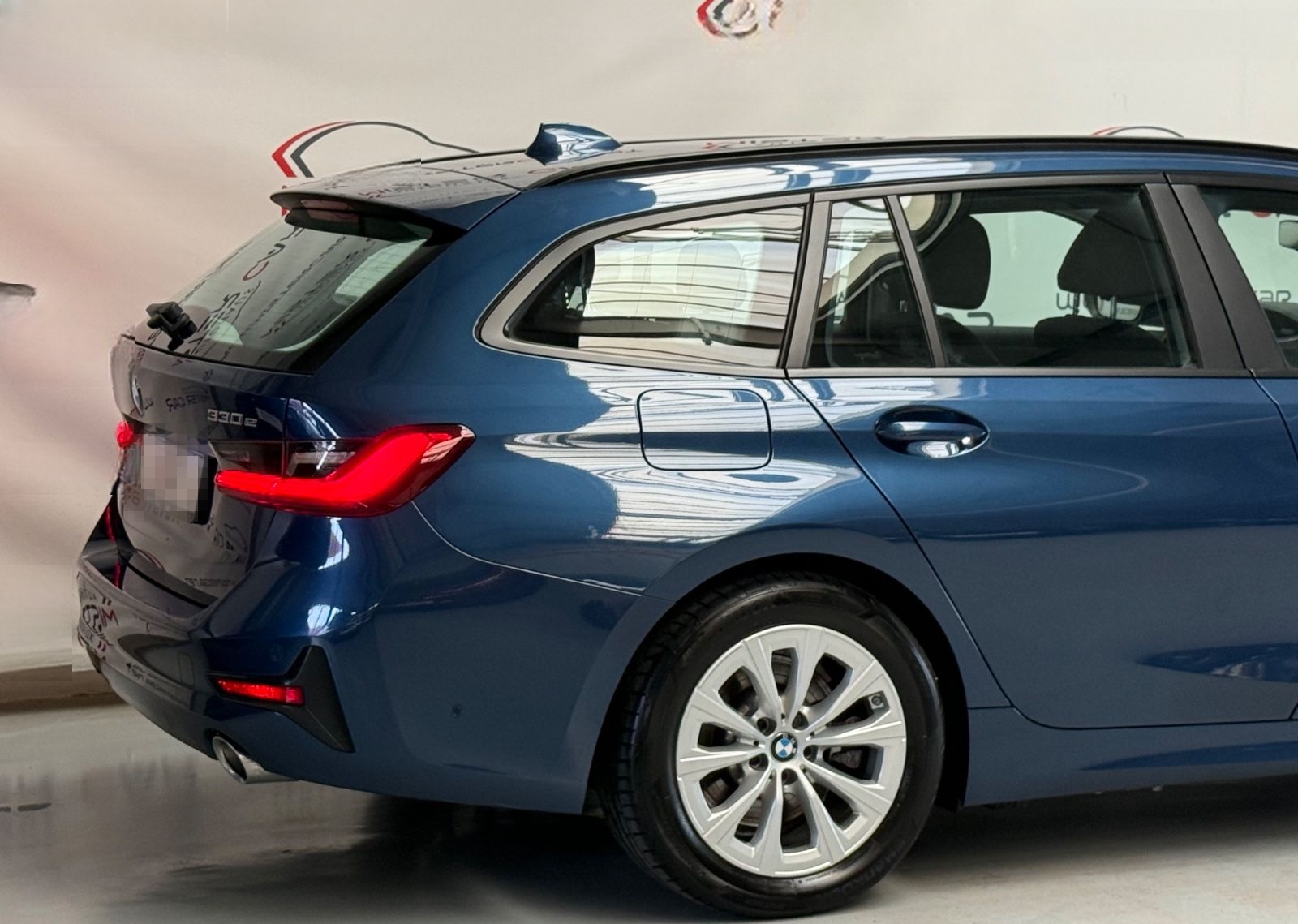 BMW 330e Advantage ACC/LASER/KEY/KAM/HUD/SPUR/TOT/17 foto 9