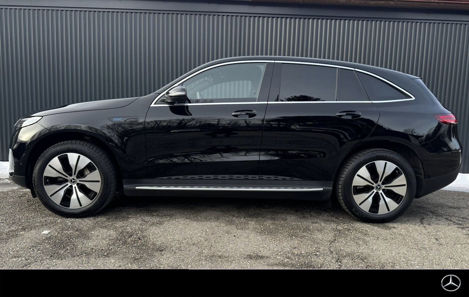Mercedes-Benz EQC 400 4MATIC AHK Distronic HuD MLed Soundsyste foto 9
