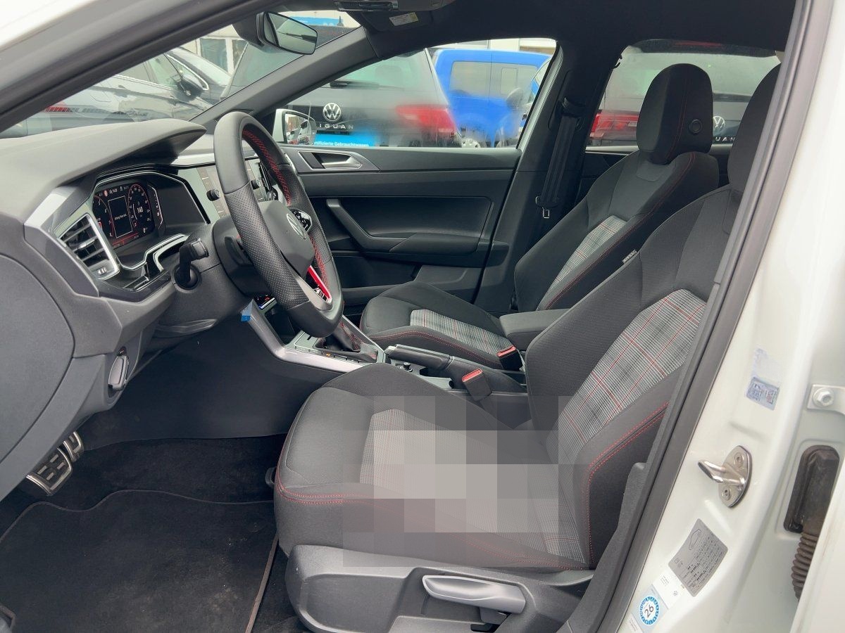 Volkswagen Polo GTI 2.0 TSI DSG MATRIX+APP+SHZ+RFK+VIRT+ACC foto 8
