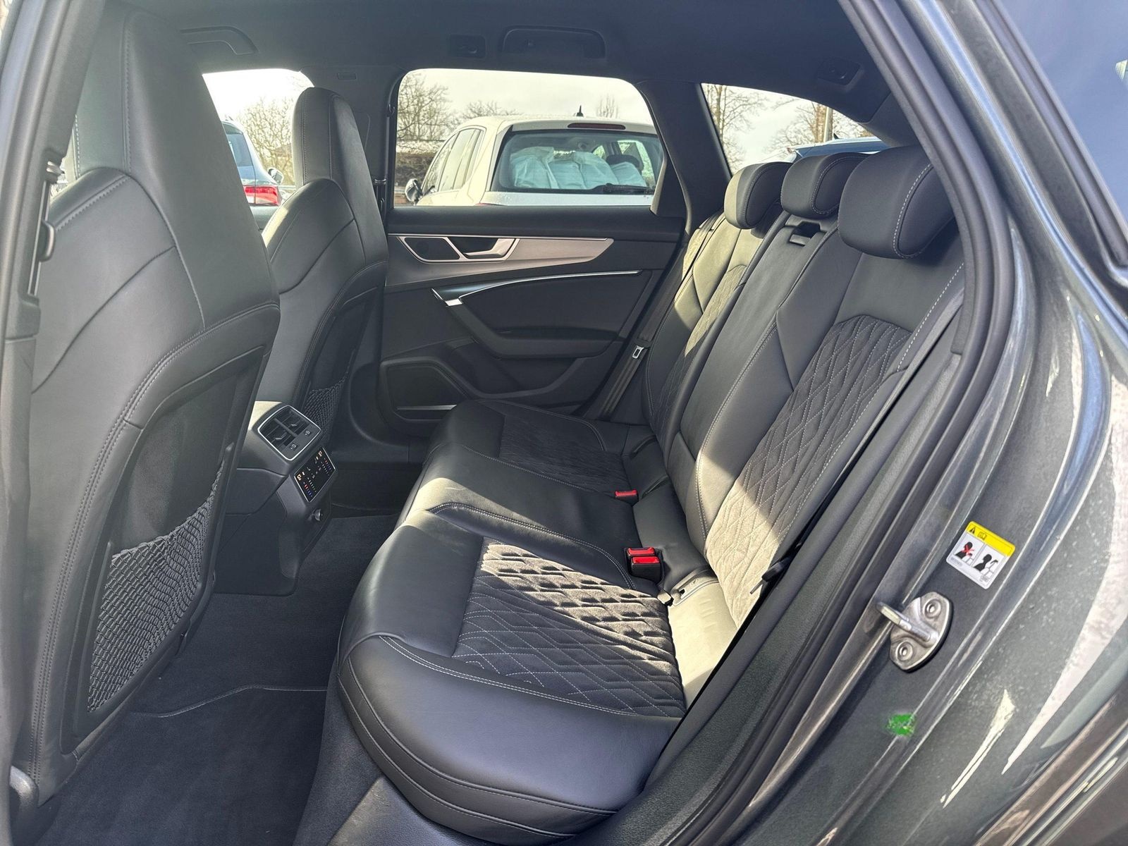 Audi S6 Avant TDI ACC Navi MatrixLED B&O Kamera 21" foto 7