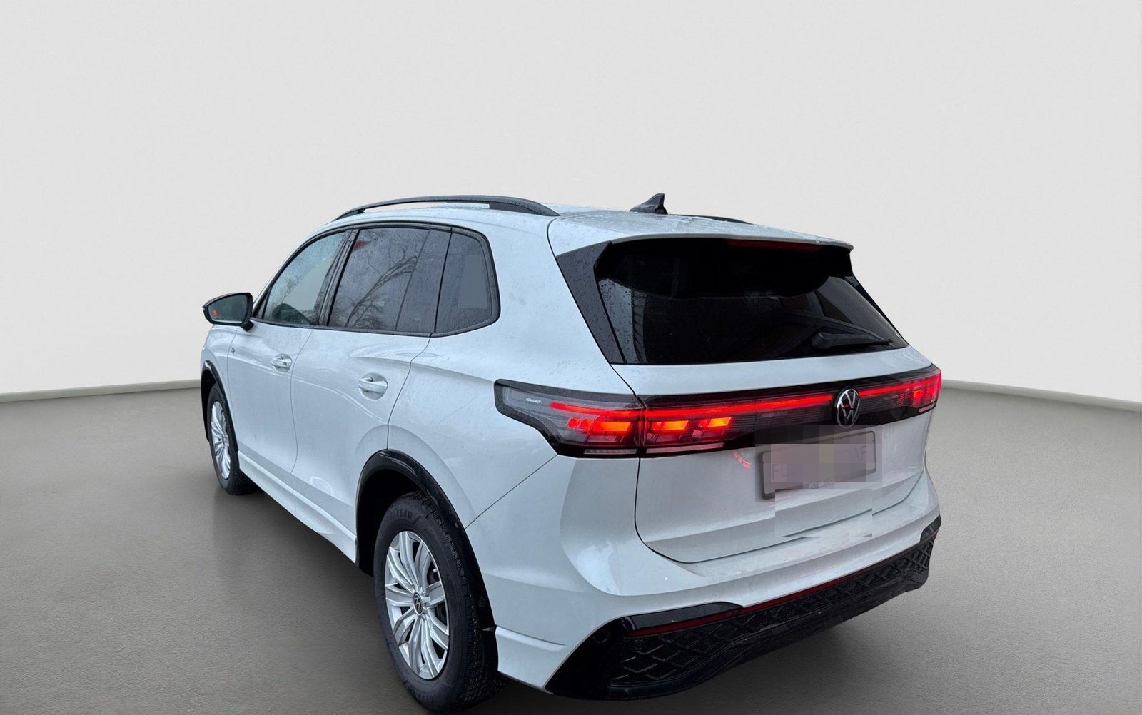 Volkswagen Tiguan TDi DSG R-Line BlackStyle ACC IQLight 20" foto 3