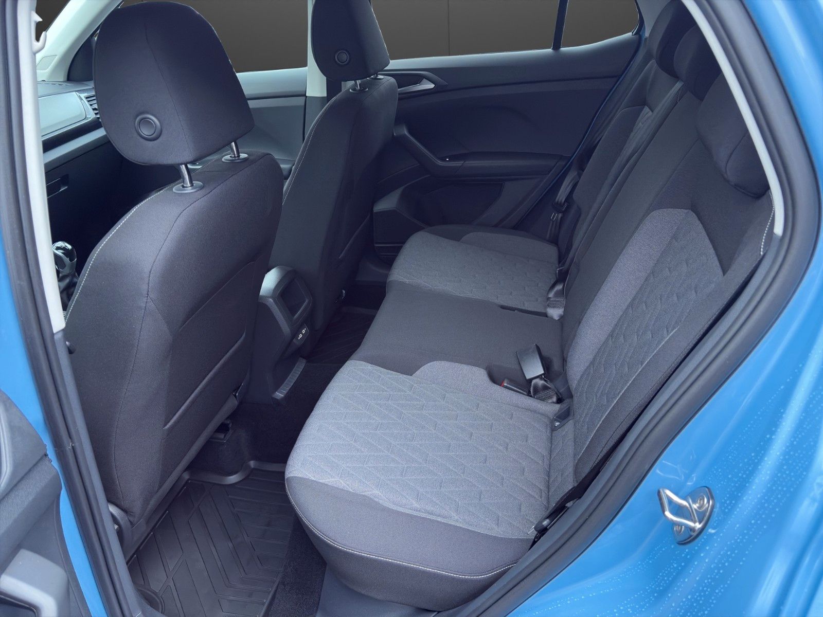 Volkswagen T-Cross 1.0 TSI 85 kW Life foto 19