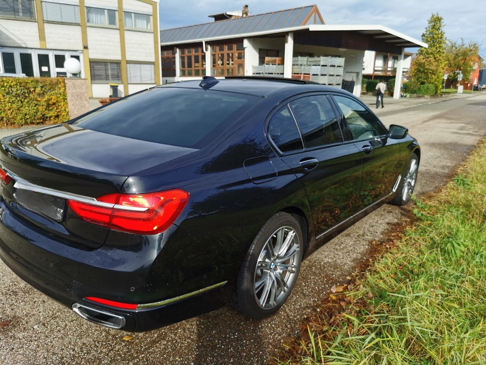 BMW 750d xDrive - foto 3