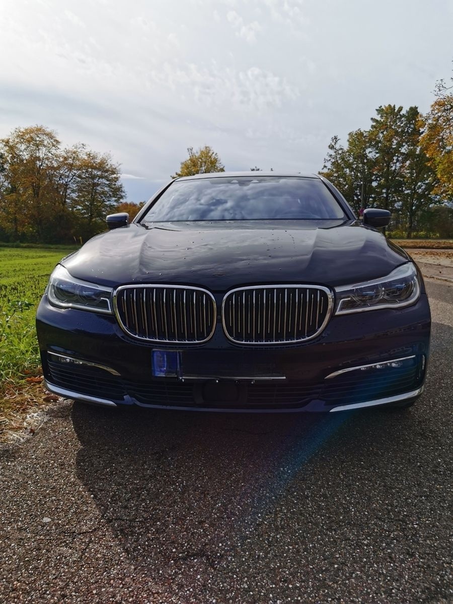 BMW 750d xDrive - foto 4