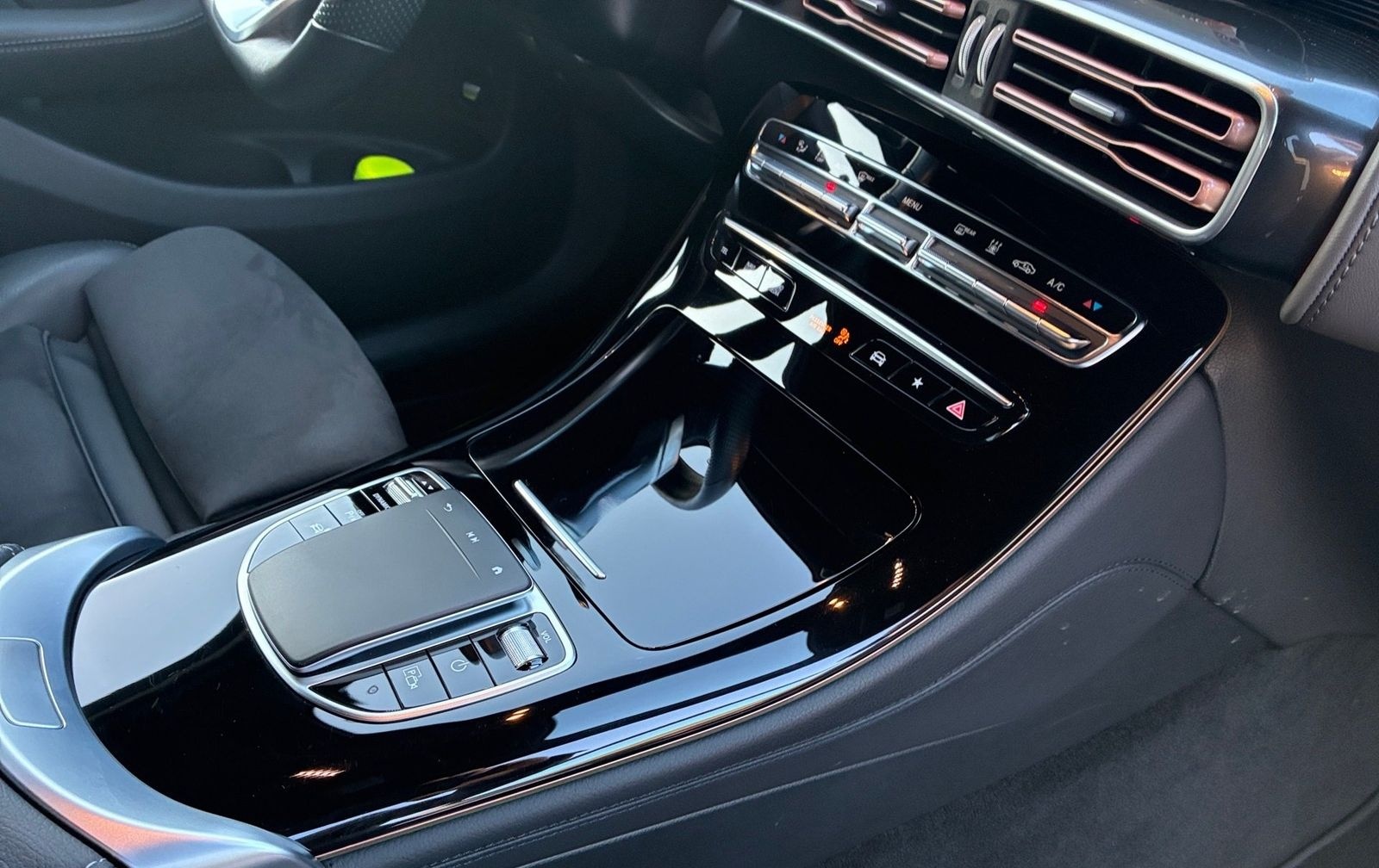 Mercedes-Benz EQC 400 4M AMG AMG+Carbon+MBUX+Ambiente+Mbeam foto 14