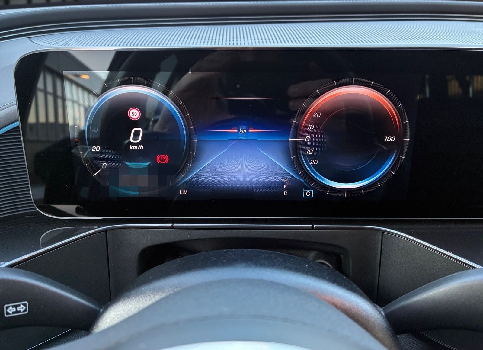 Mercedes-Benz EQC 400 4M AMG AMG+Carbon+MBUX+Ambiente+Mbeam foto 6
