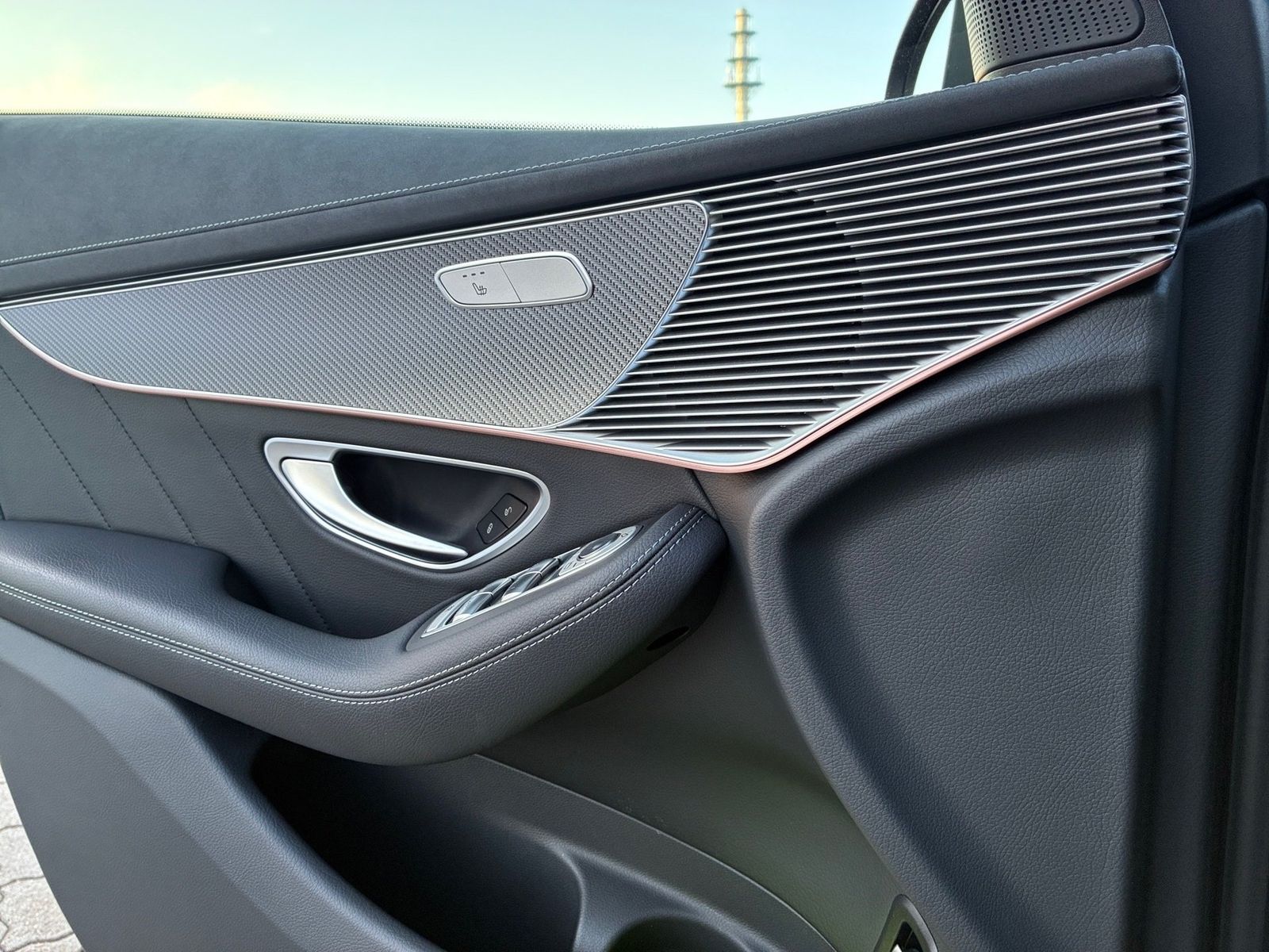 Mercedes-Benz EQC 400 4M AMG AMG+Carbon+MBUX+Ambiente+Mbeam foto 8