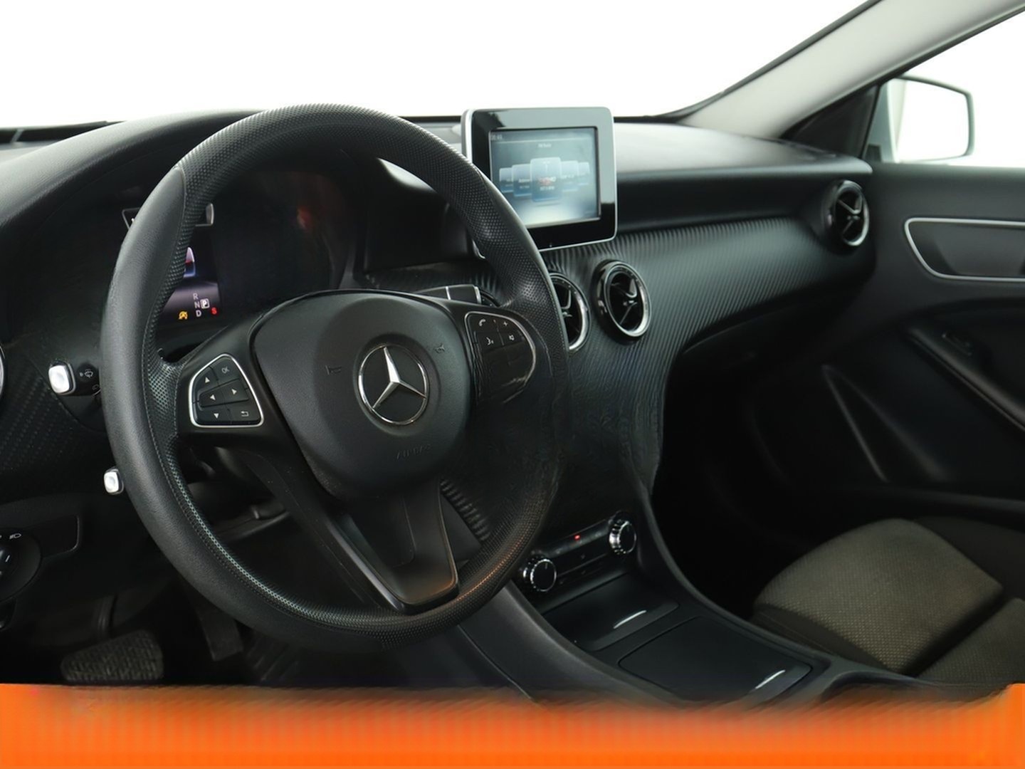 Mercedes-Benz GLA 200 d Aut.*BI-XENON*PDC*CAM*KLIMA* foto 11
