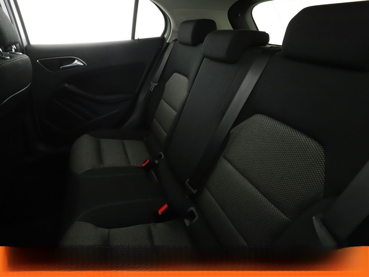 Mercedes-Benz GLA 200 d Aut.*BI-XENON*PDC*CAM*KLIMA* foto 14